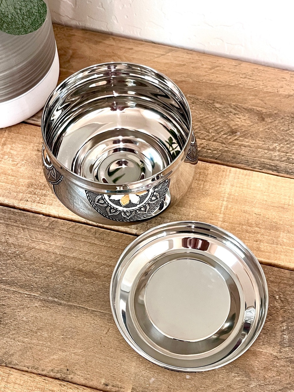 Vintage Embossed Stainless Steel Belly Dabba Canister Meenakari Cookie Jar 5.5” - Picture 4 of 5